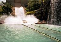 Sortie et fin "arrose" de l'attraction Jurassic Park