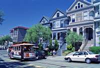 Cable Car devant les trs belles maisons de SF